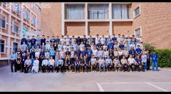 <b>颁发学术论文1余篇</b>